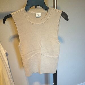 Abercrombie & Fitch Beige Muscle Tee
